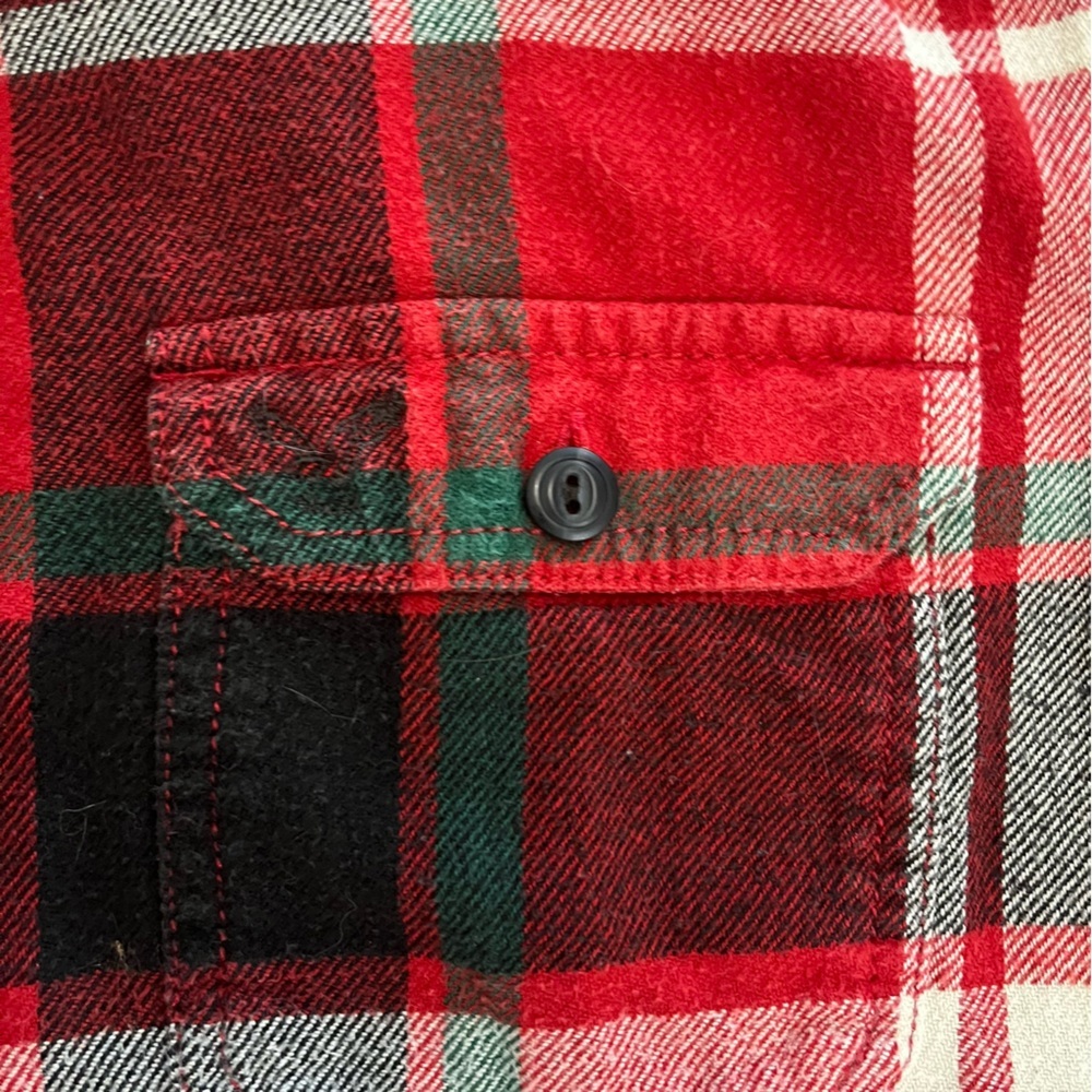 🌲 American Eagle Red Plaid Flannel Shirt Men’s XS Athletic Fit Cotton - Picture 8 of 11